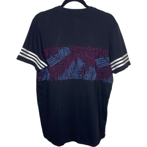 ADIDAS Floral Chest Short Sleeve T-shirt - Large - Picture 5 of 8